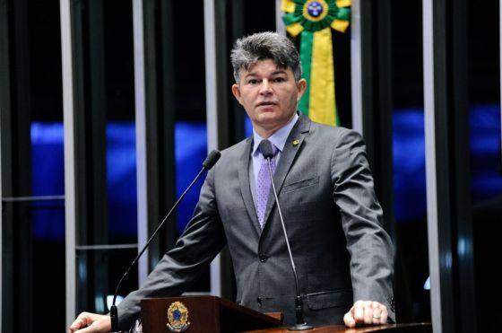  como C