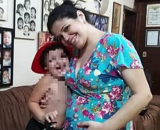 família