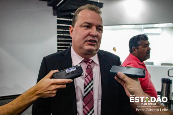 Gilberto L
