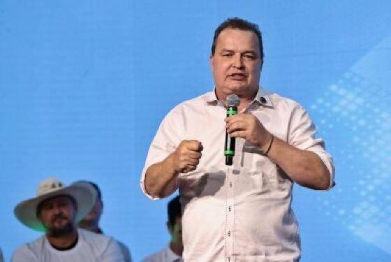 Mayke Toscano | Secom-MT
